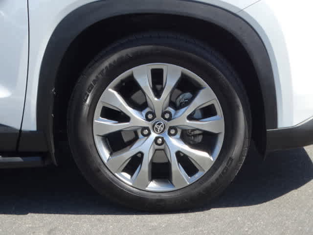Used 2024 Toyota Grand Highlander Limited image 8