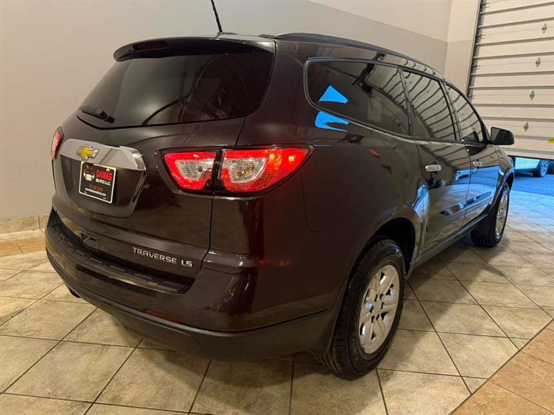 Used 2016 Chevrolet Traverse LS image 8