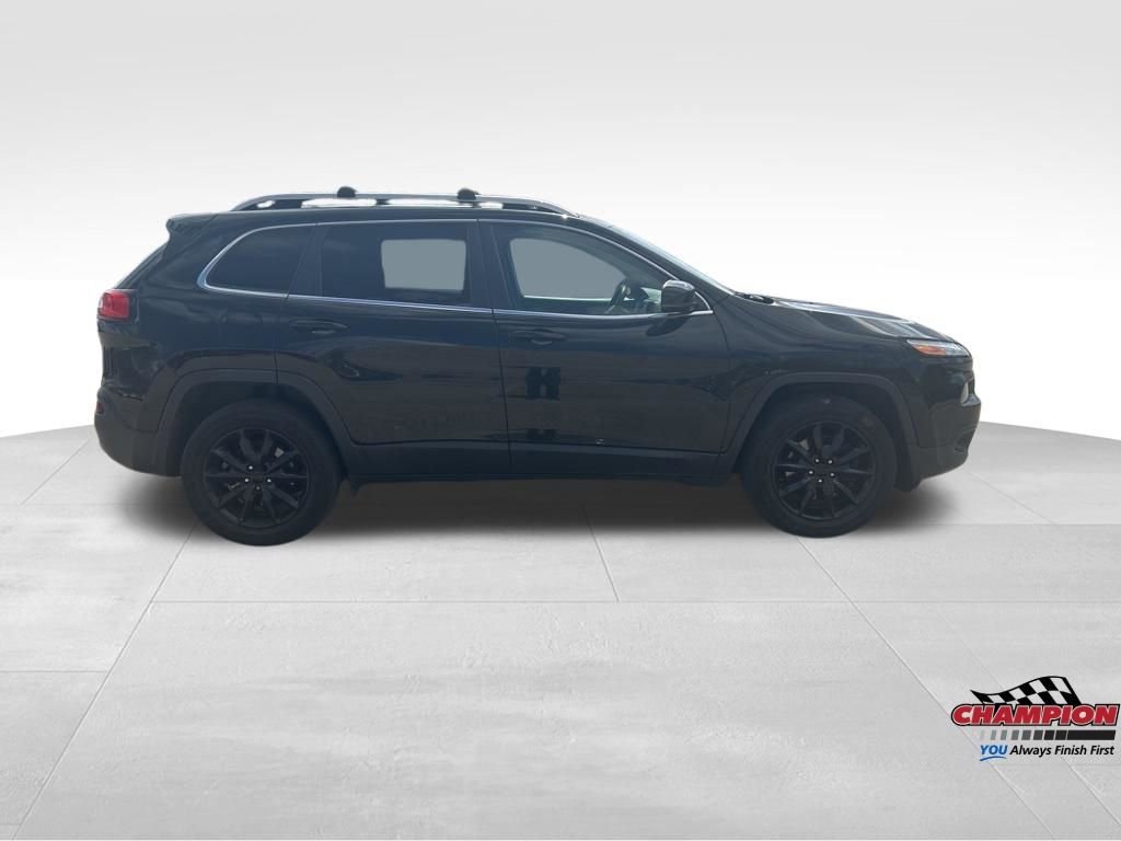 Used 2018 Jeep Cherokee Limited AWD/4WD image 4
