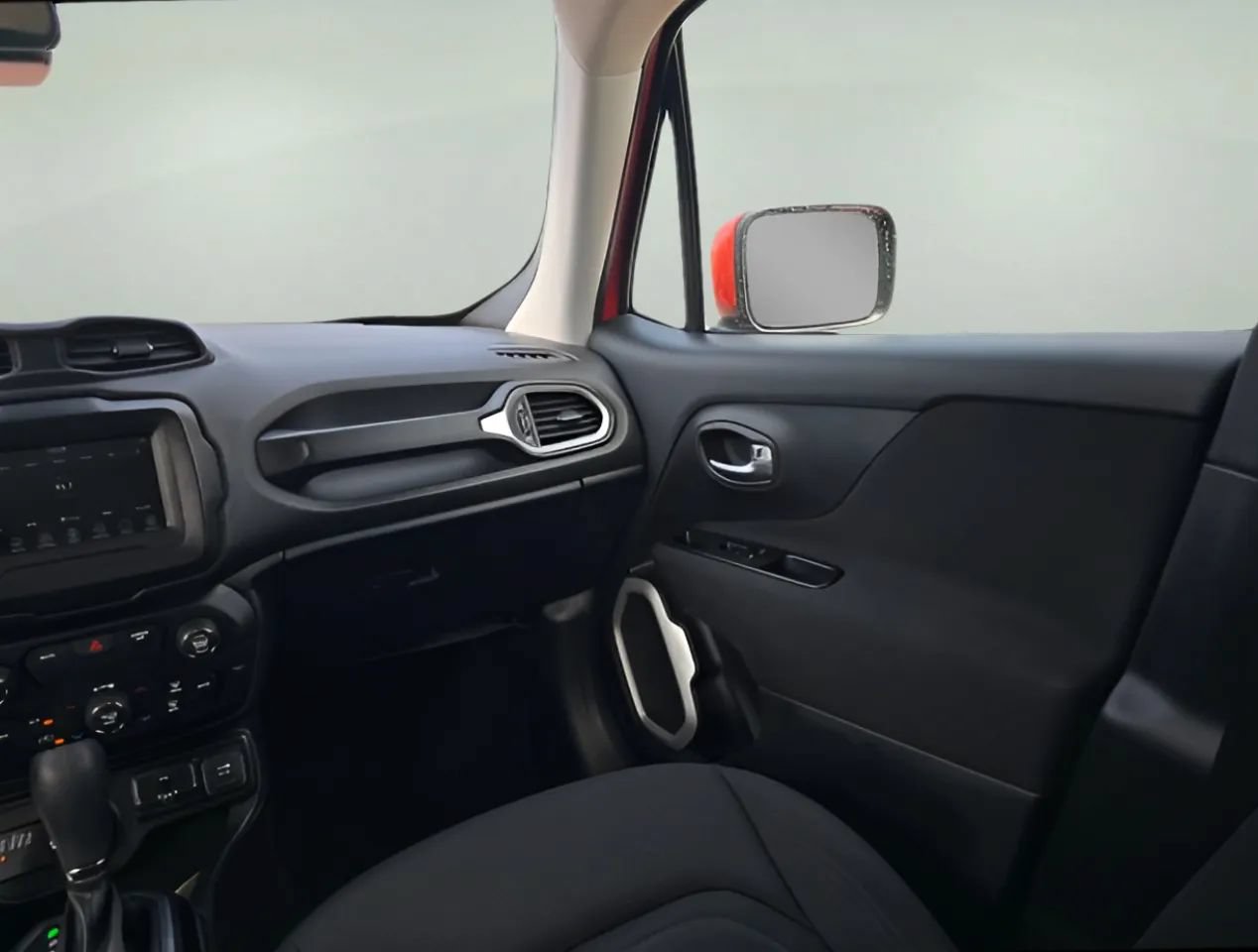 Used 2019 Jeep Renegade Latitude w/ Cold Weather Group AWD/4WD image 15