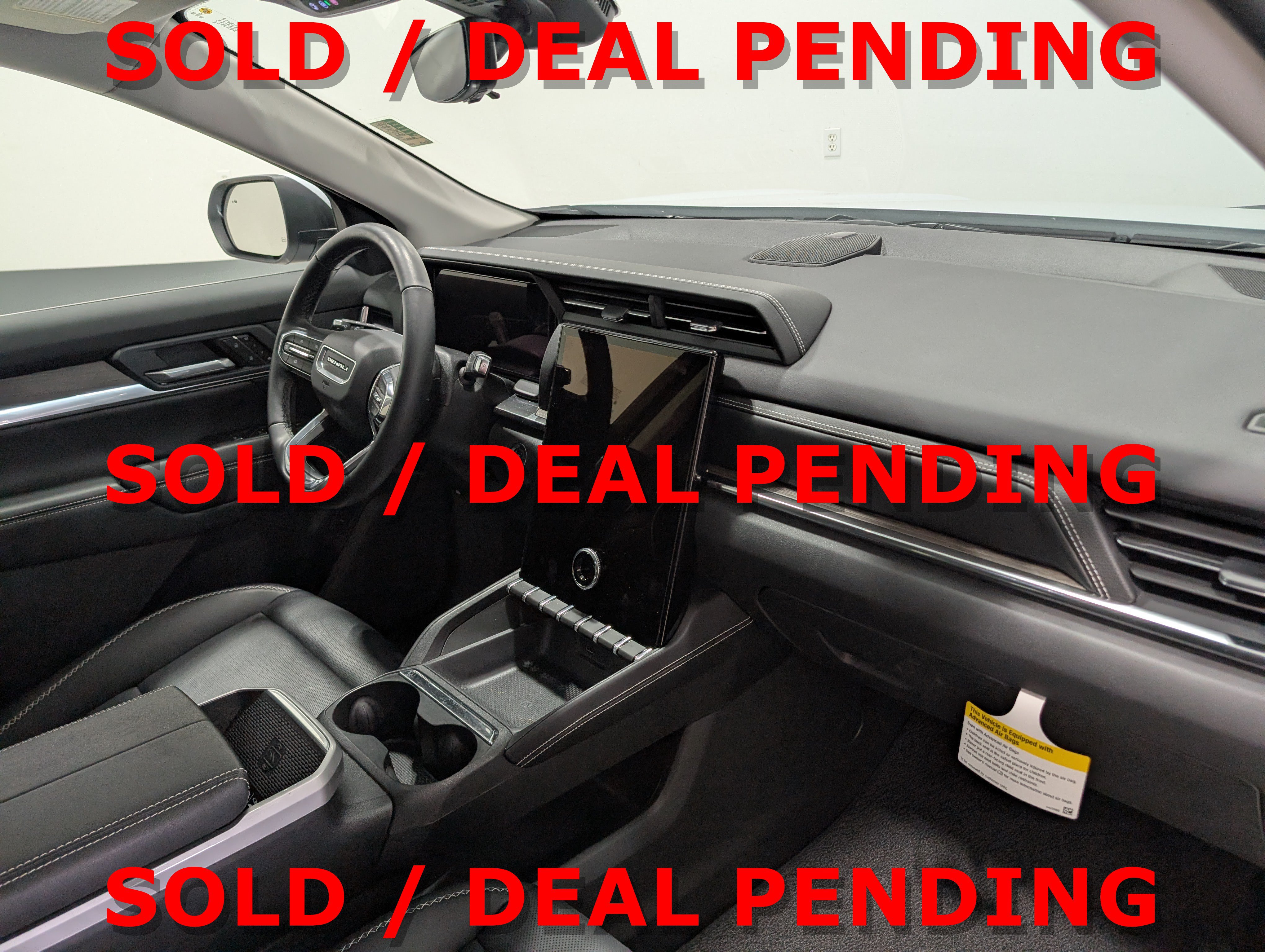 Used 2026 GMC Terrain Denali AWD/4WD image 17