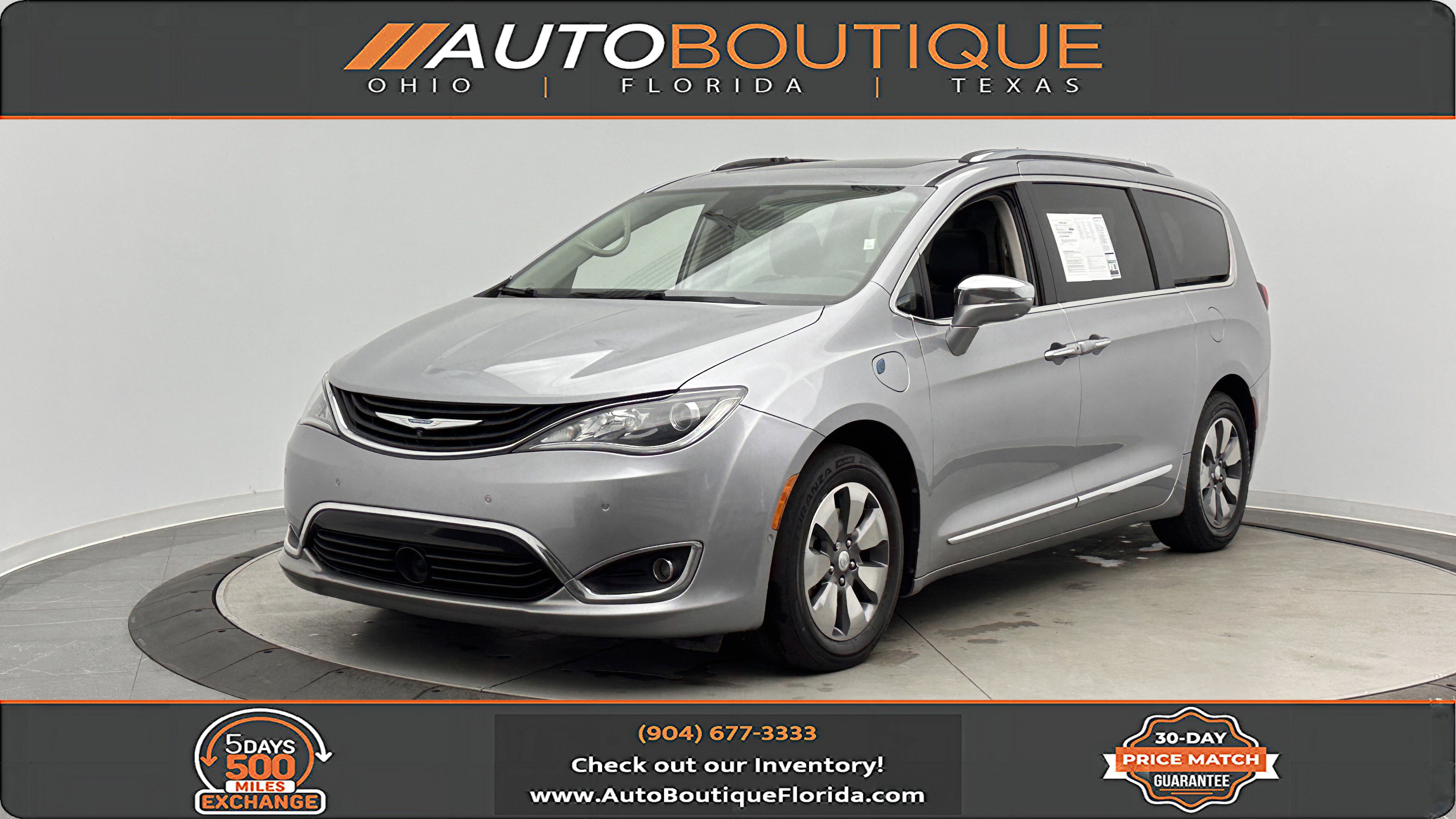 Used 2018 Chrysler Pacifica Limited w/ Advanced Safetytec Group FWD image 1