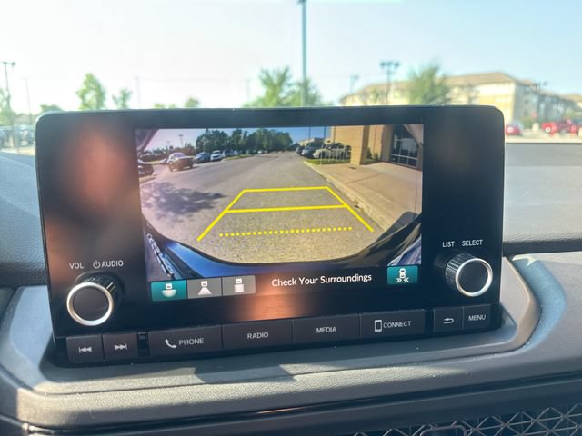 Used 2025 Honda Accord SE image 16
