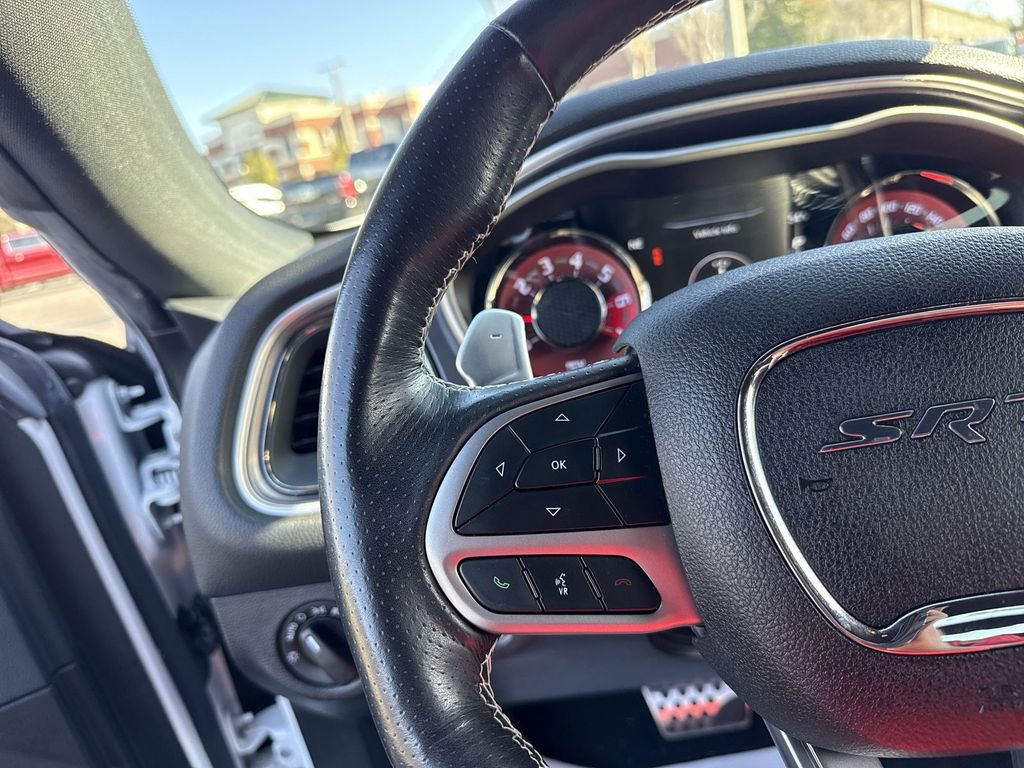 Used 2020 Dodge Challenger SRT Hellcat image 13