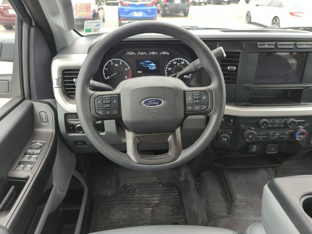 Used 2023 Ford F350 XL image 11