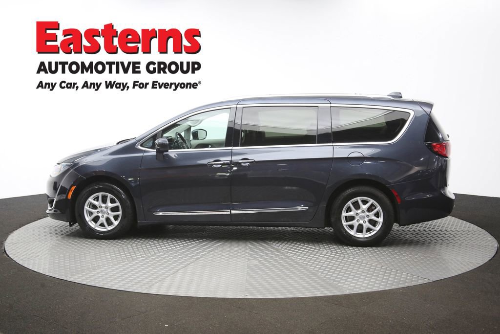 Used 2020 Chrysler Pacifica Touring-L FWD image 63