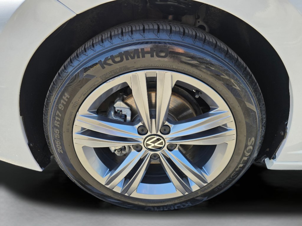 Used 2024 Volkswagen Jetta SE FWD image 47