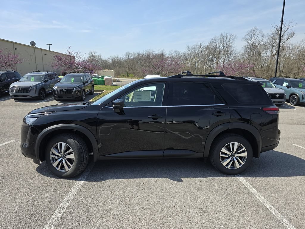 New 2026 Nissan Pathfinder SL AWD/4WD image 16