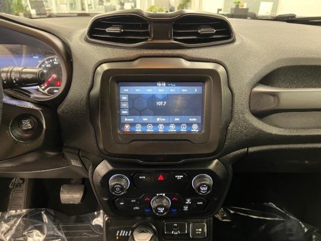 Used 2019 Jeep Renegade Trailhawk w/ Cold Weather Group II AWD/4WD image 16