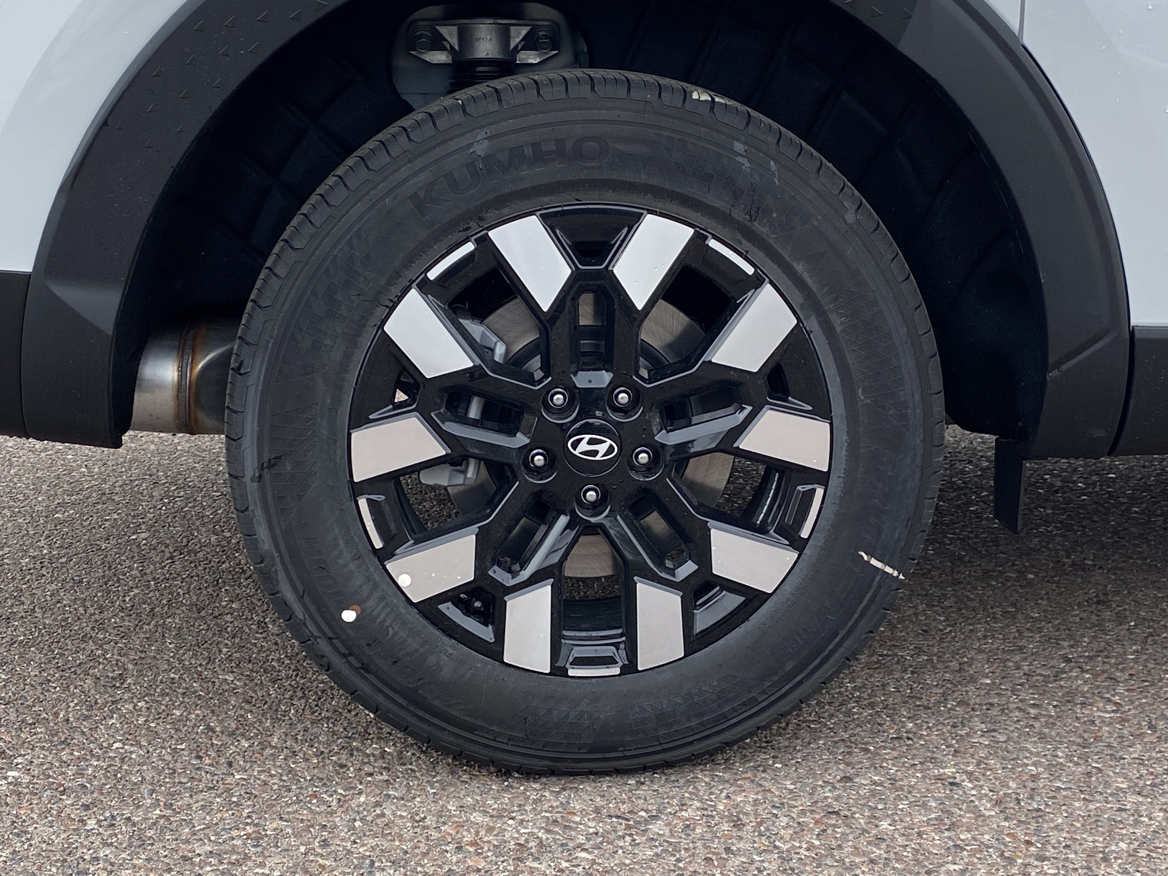 New 2026 Hyundai Santa Cruz SEL FWD image 9