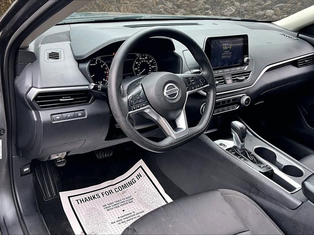 Used 2022 Nissan Altima 2.5 SV image 11