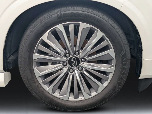 Used 2025 INFINITI QX80 Luxe RWD image 11