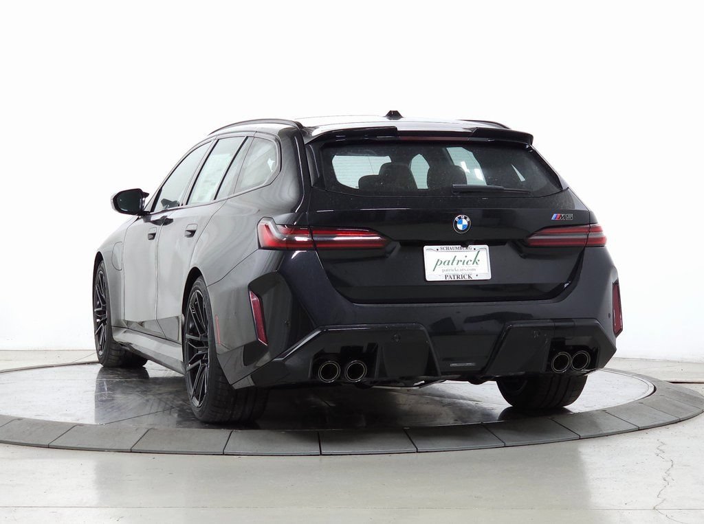 Used 2026 BMW M5 Touring AWD/4WD image 5