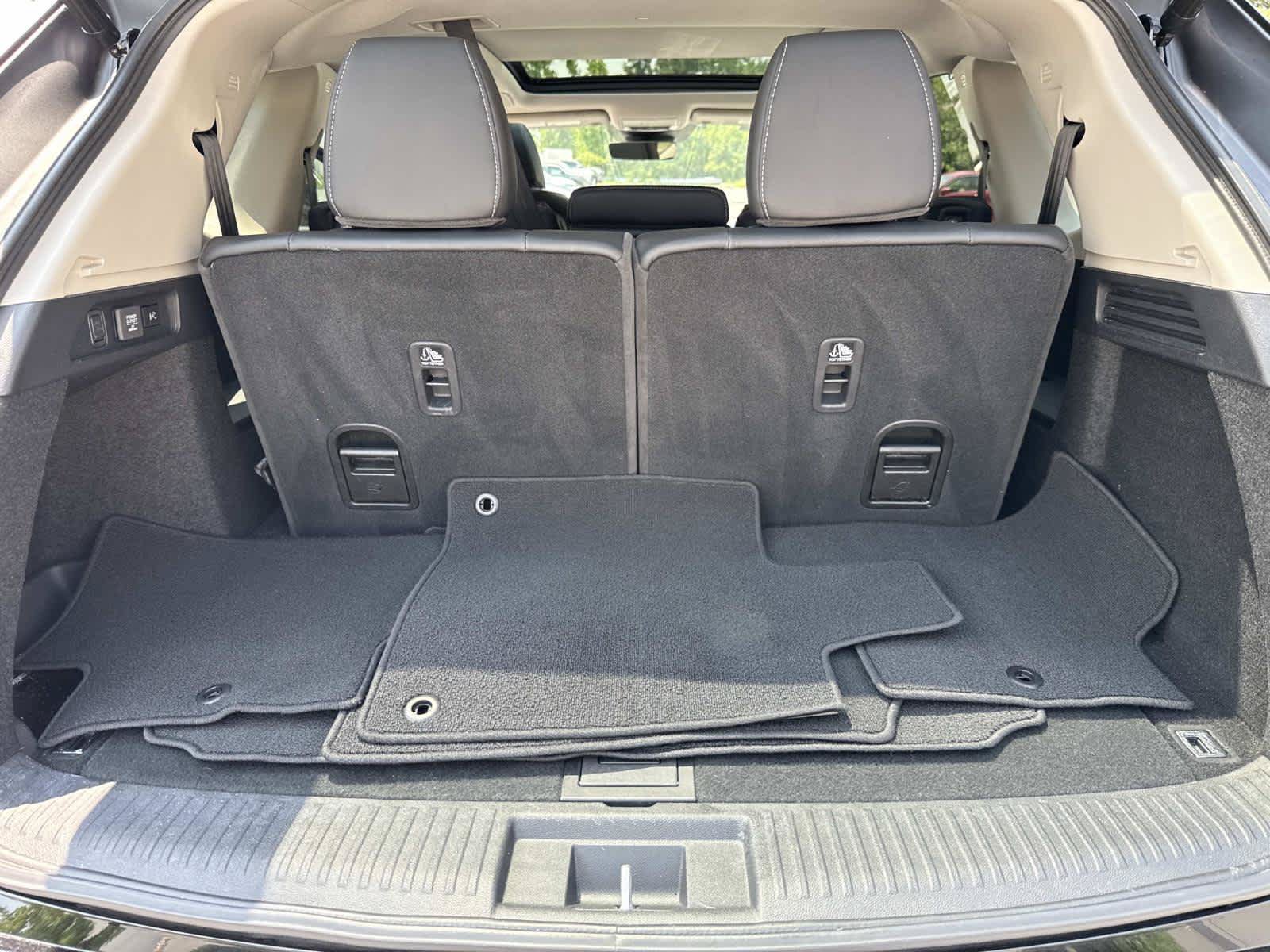 Used 2025 Acura MDX SH-AWD w/ Technology Package image 42
