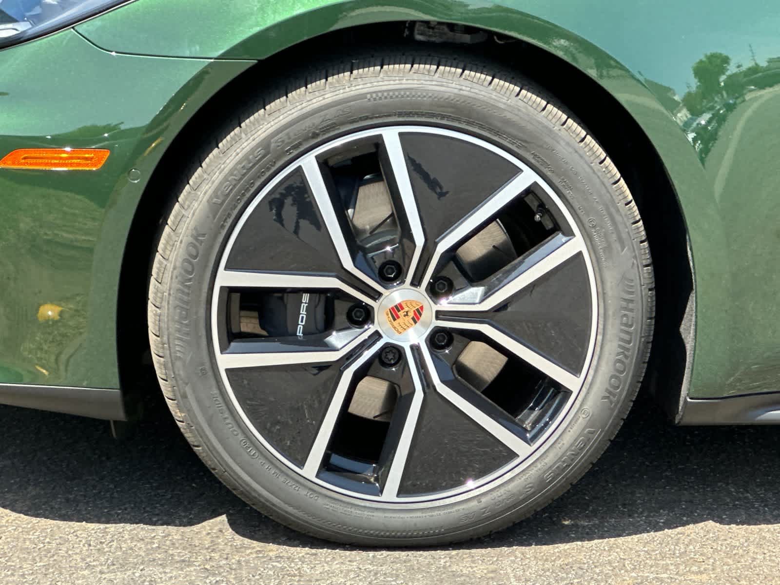 New 2026 Porsche Panamera RWD image 32