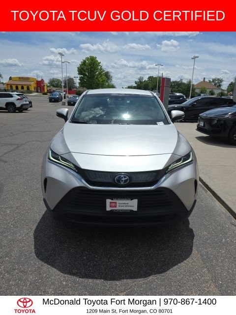 Used 2024 Toyota Venza LE AWD/4WD image 8