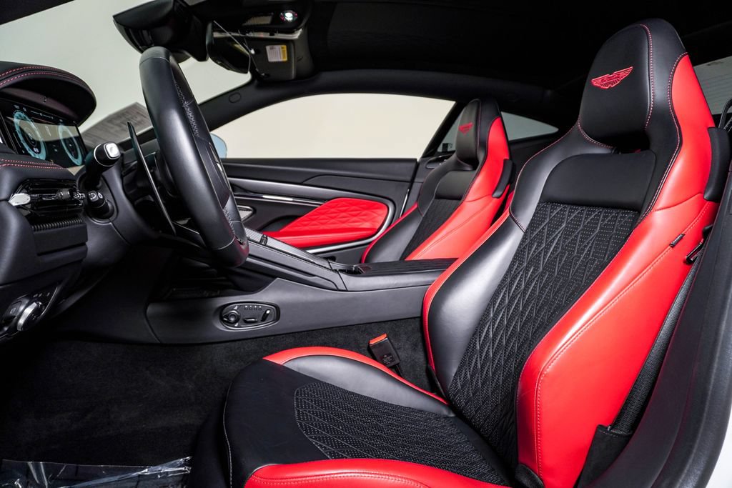 Used 2024 Aston Martin DB12 Coupe RWD image 20