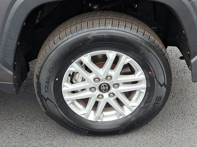 Used 2022 Toyota Tundra SR5 image 10