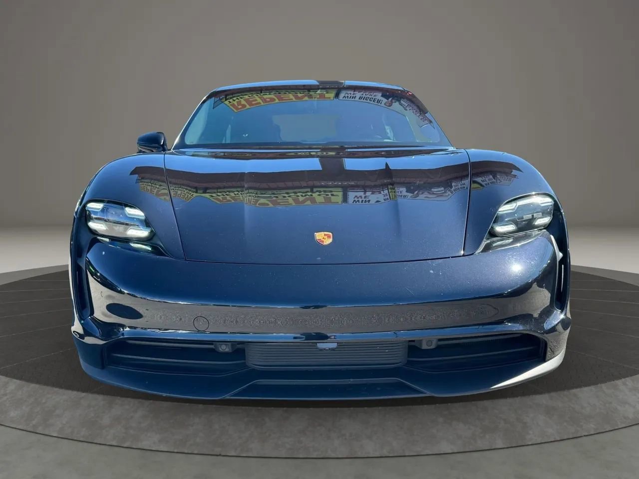 Used 2020 Porsche Taycan 4S image 3