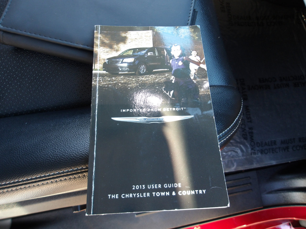 Used 2013 Chrysler Town & Country Touring-L w/ Entertainment Group #2 image 29