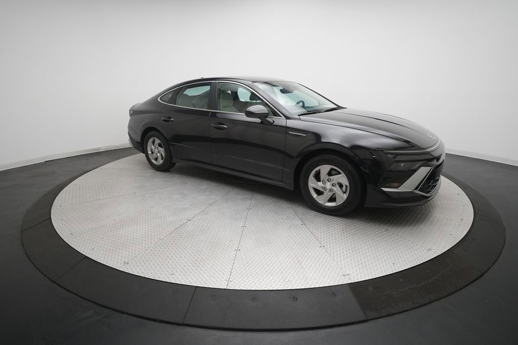 Used 2025 Hyundai Sonata SE image 35