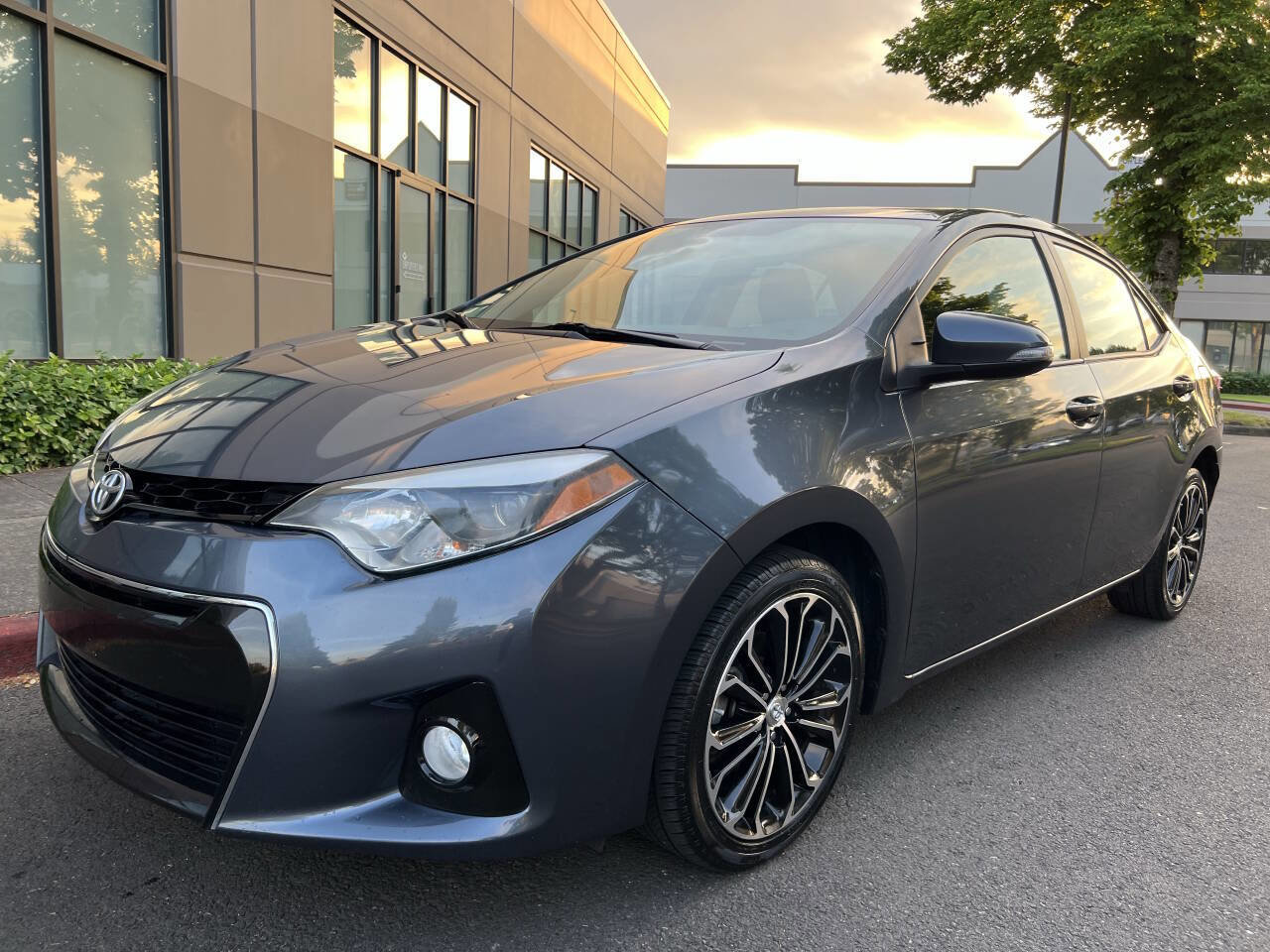 Used 2014 Toyota Corolla S w/ Driver Convenience Package FWD image 1