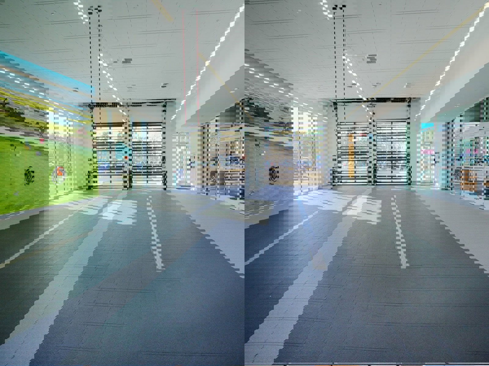 Used 2025 Jeep Grand Cherokee Altitude image 33