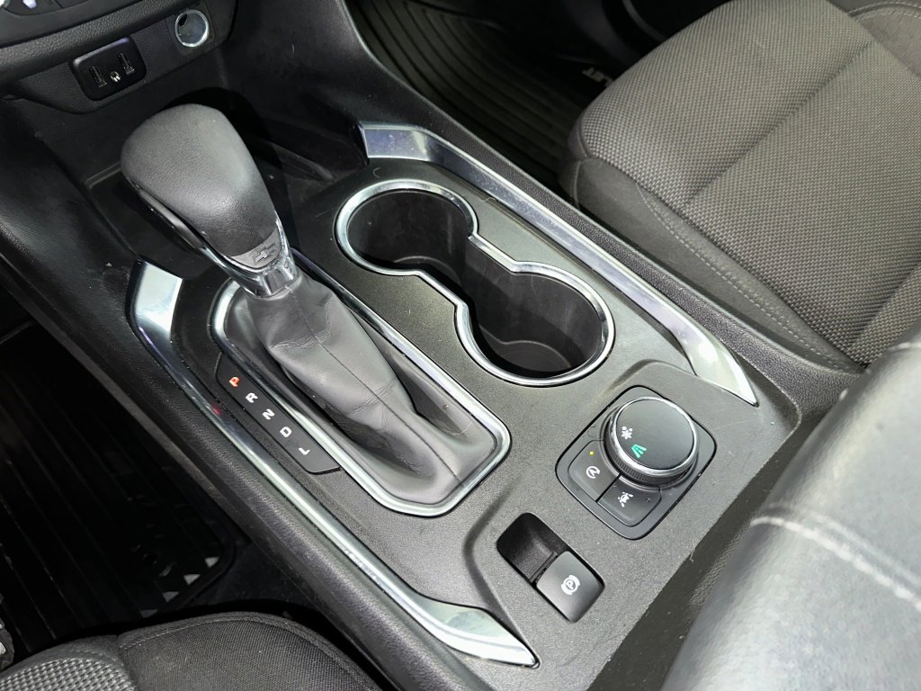 Certified 2023 Chevrolet Traverse LT image 15