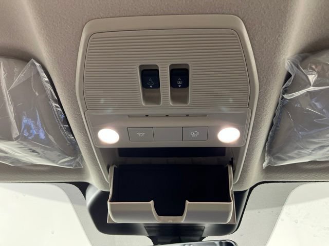 New 2026 Nissan Kicks SV w/ SV Premium Package FWD image 32