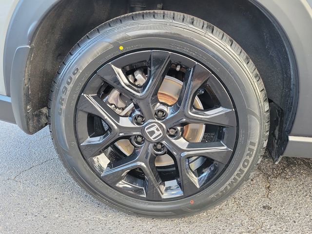 Certified 2025 Honda HR-V Sport image 7