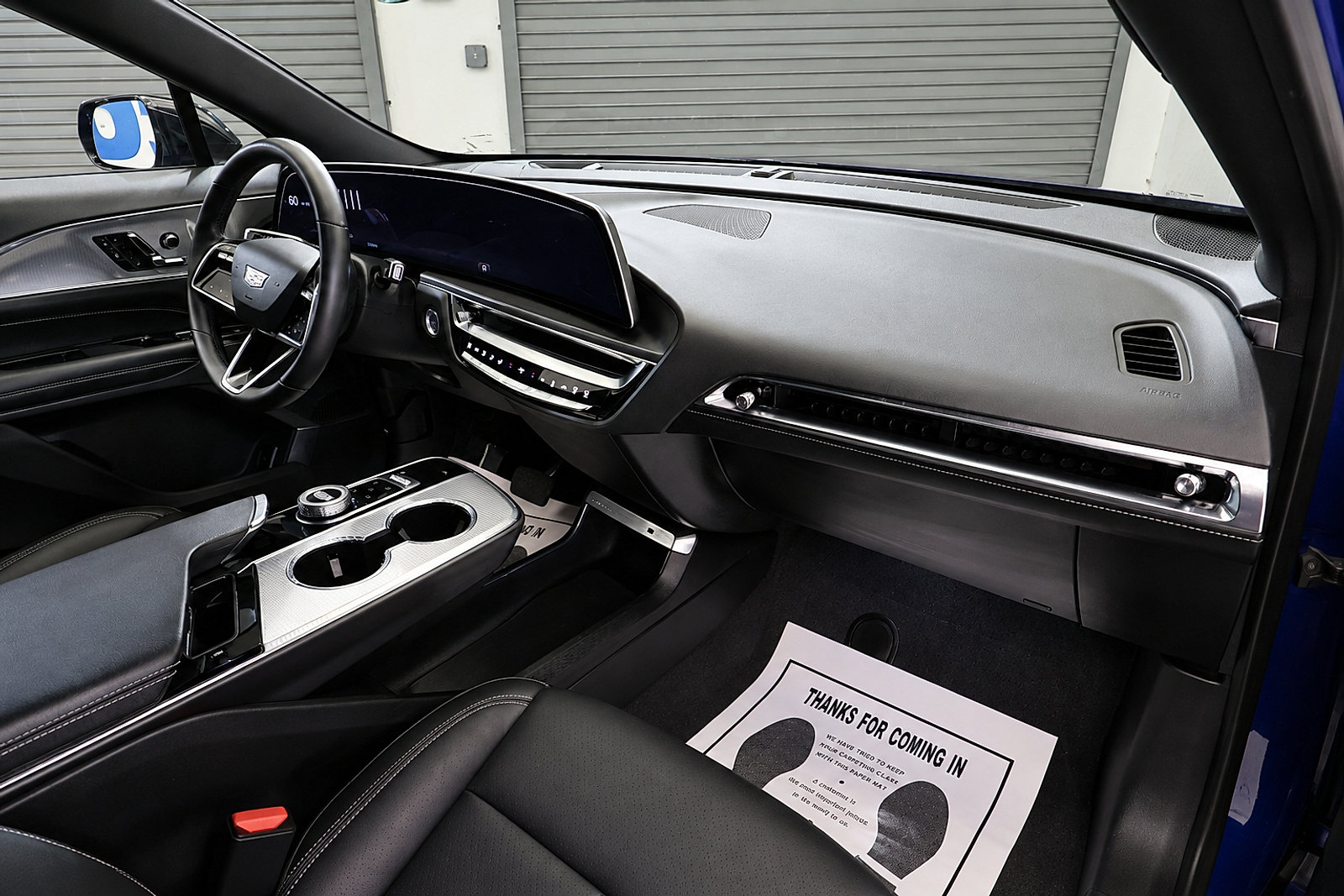 Used 2024 Cadillac Lyriq Tech AWD/4WD image 13
