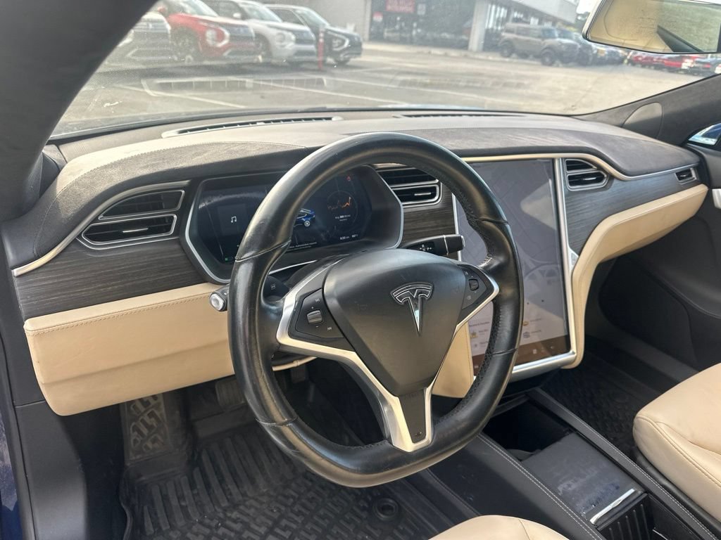 Used 2016 Tesla Model S 70 RWD image 13