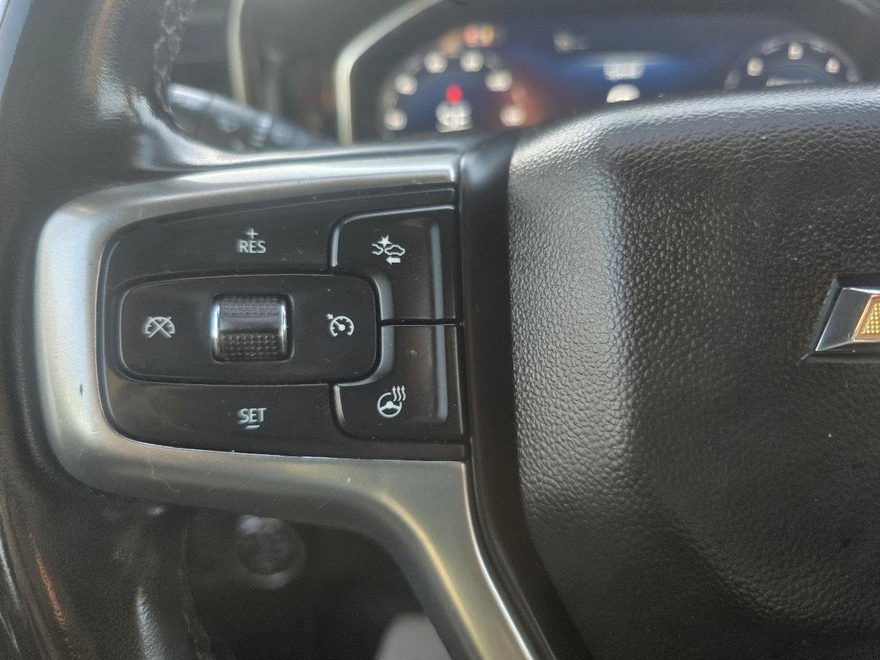 Used 2024 Chevrolet Silverado 2500 LT w/ Convenience Package AWD/4WD image 23