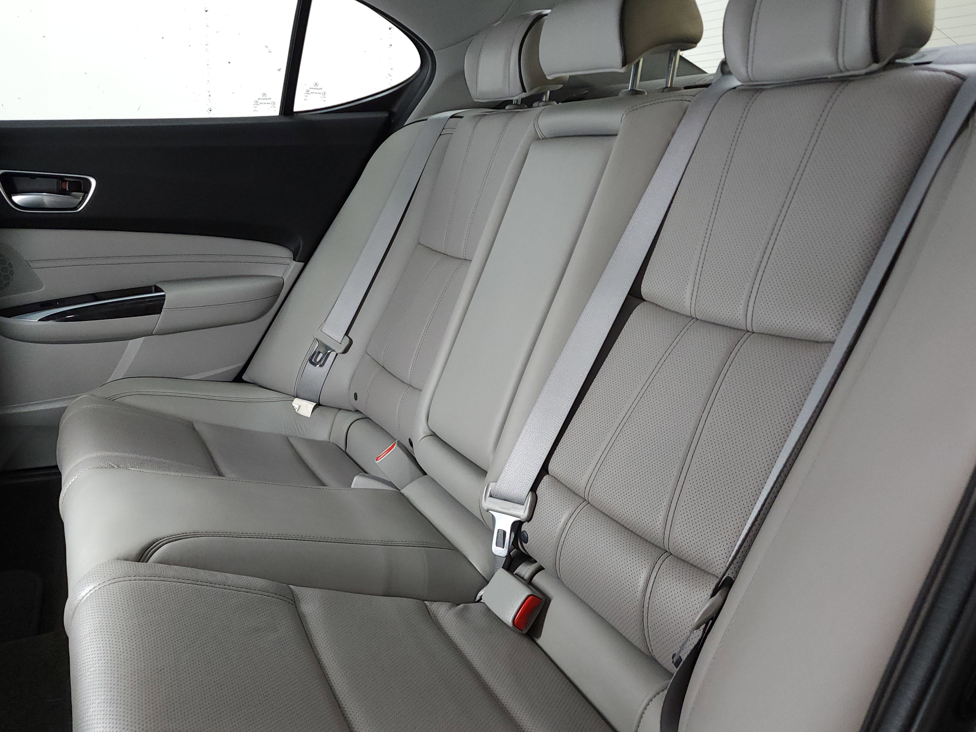 Certified 2018 Acura TLX V6 w/ Technology Package image 17