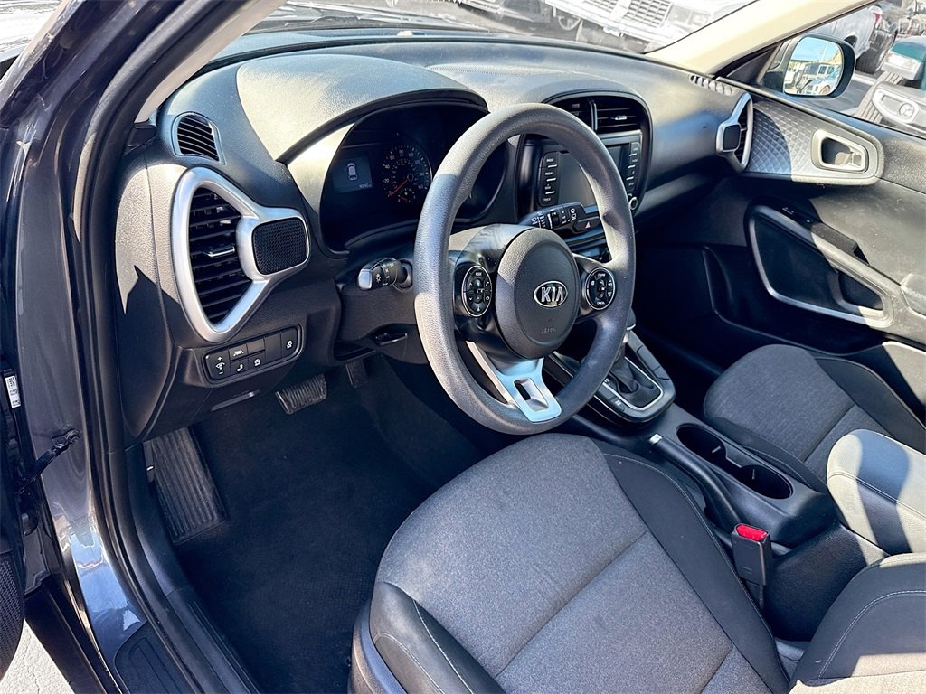Used 2021 Kia Soul S image 10