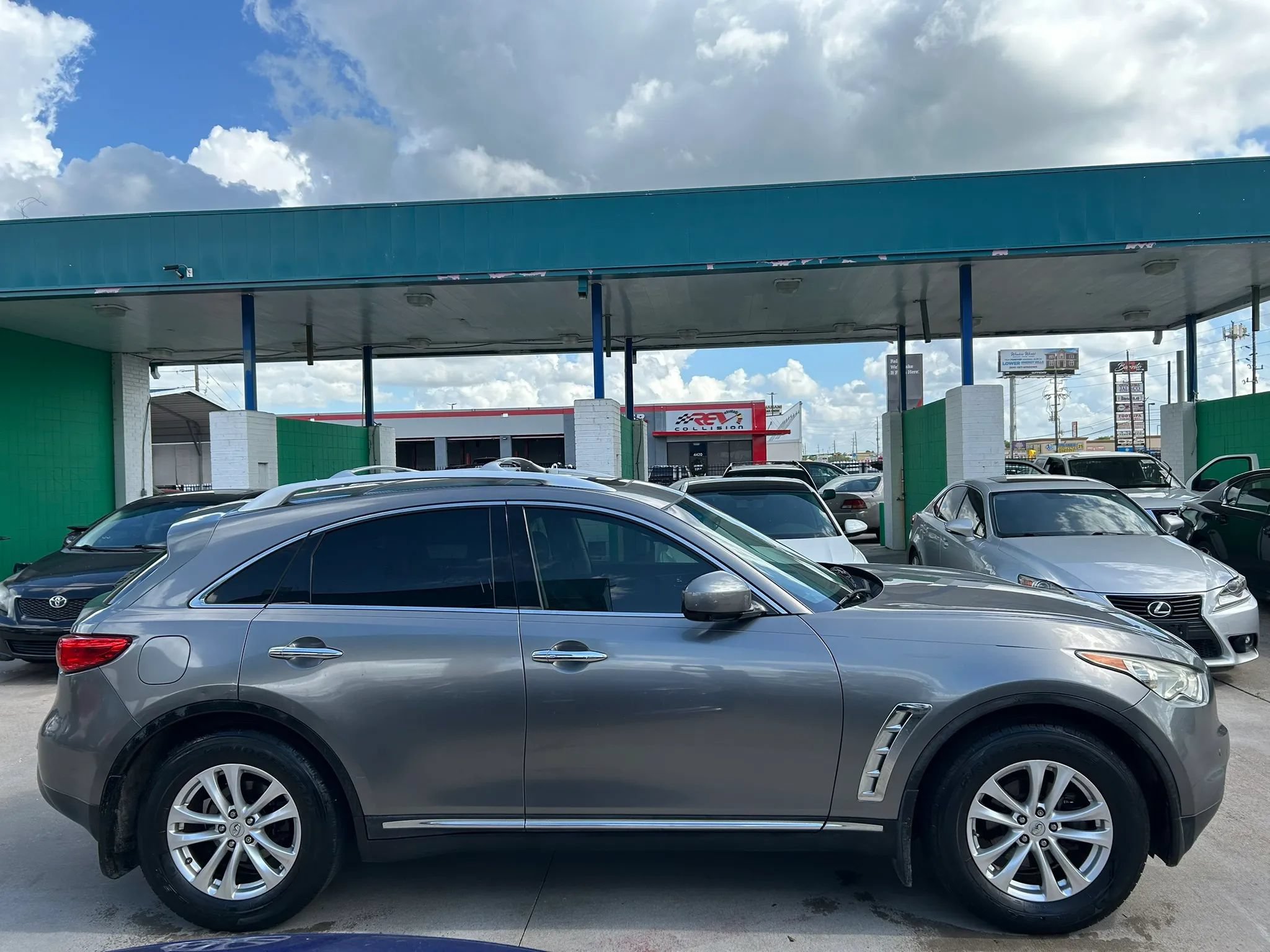 Used 2013 INFINITI FX37 AWD w/ Premium Pkg image 6