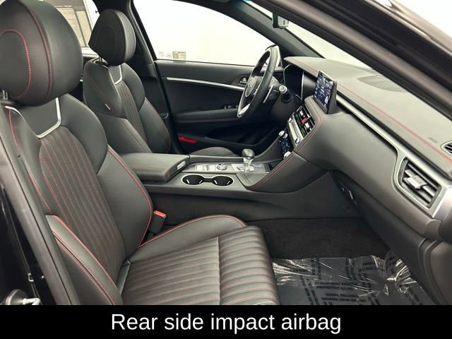 Used 2025 Genesis G70 3.3T Advanced image 32