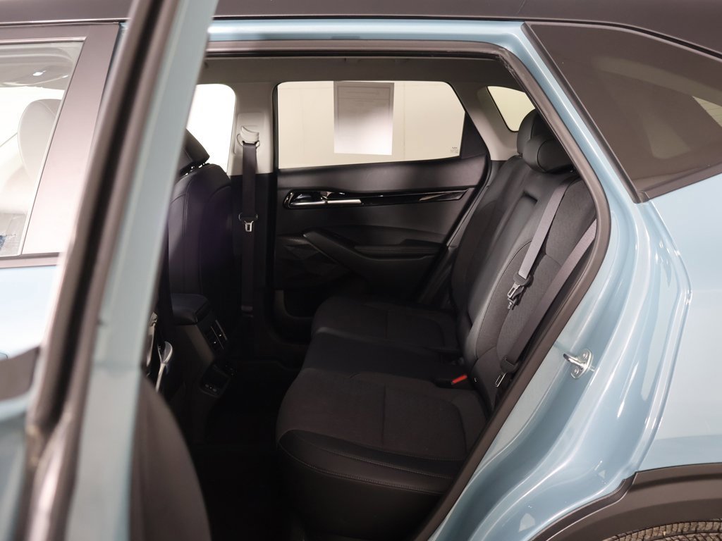 Used 2025 Kia Seltos S image 32