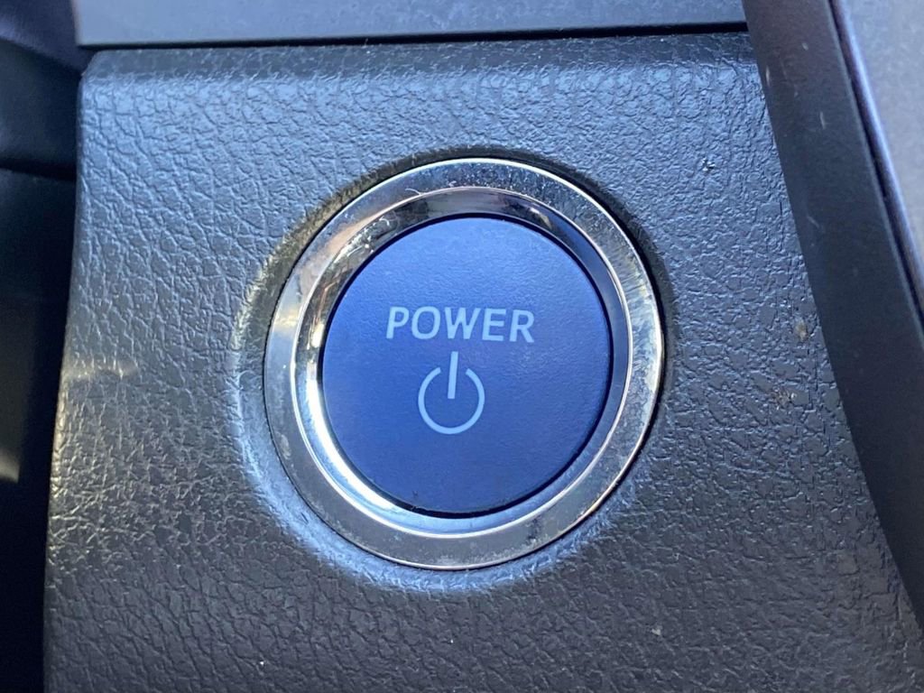 Used 2024 Toyota Camry XLE FWD image 30