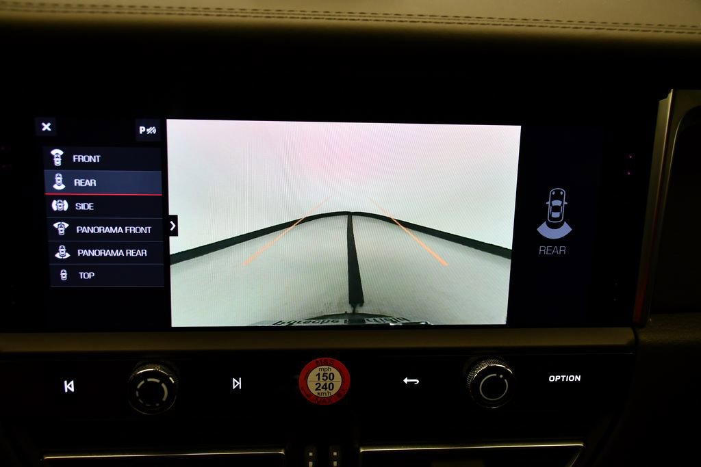 Certified 2024 Porsche Macan GTS image 31