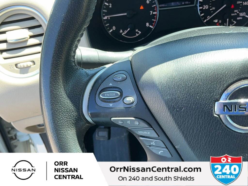 Used 2017 Nissan Pathfinder Platinum image 21