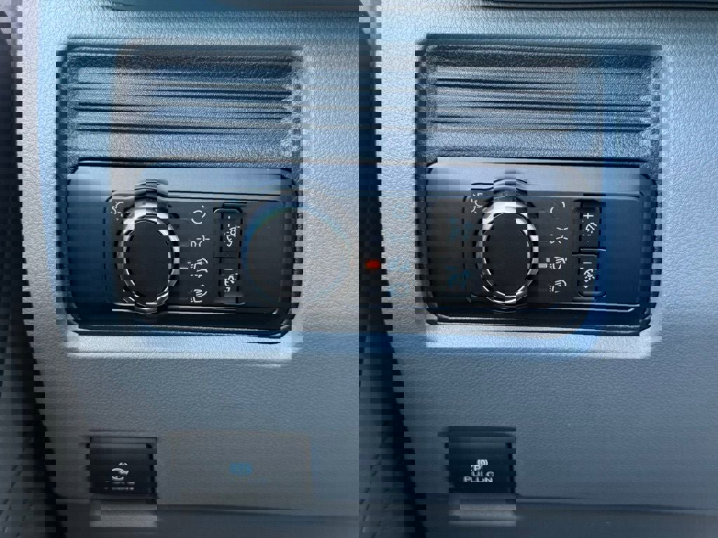 New 2026 Ford F550 2WD Regular Cab Super Duty image 17