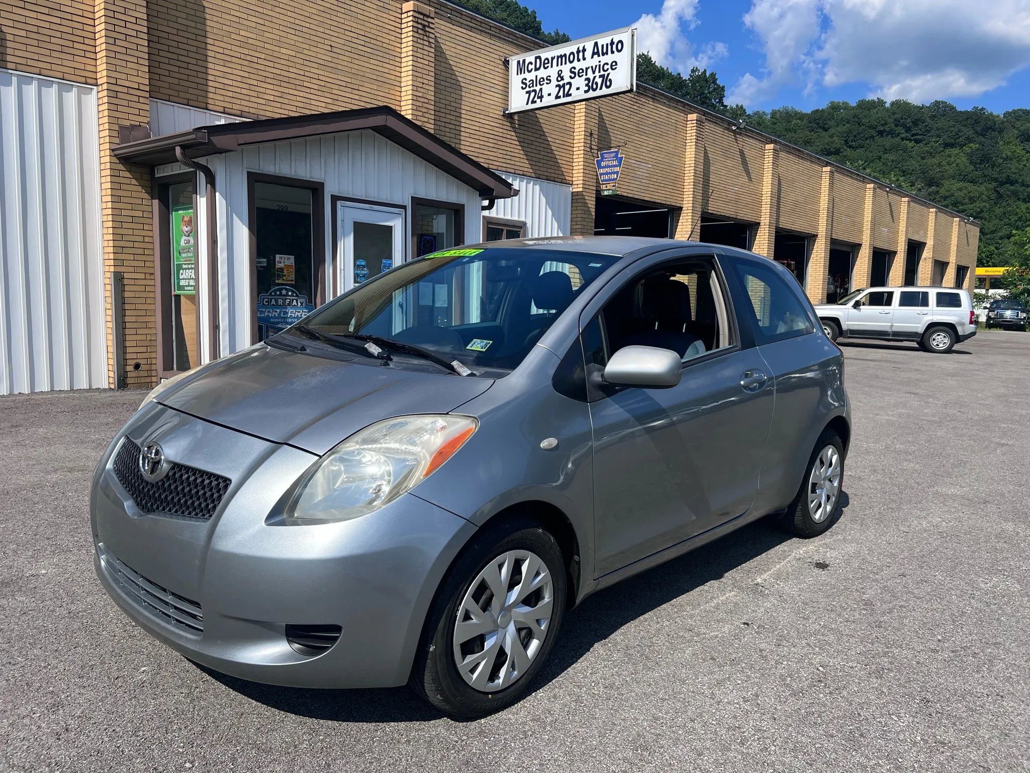 Used 2007 Toyota Yaris 2-Door Hatchback