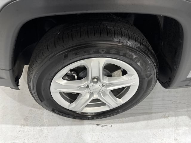 Used 2024 Jeep Compass Sport AWD/4WD image 44