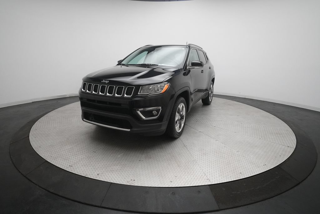 Used 2021 Jeep Compass Limited w/ Sun and Sound Group AWD/4WD image 12