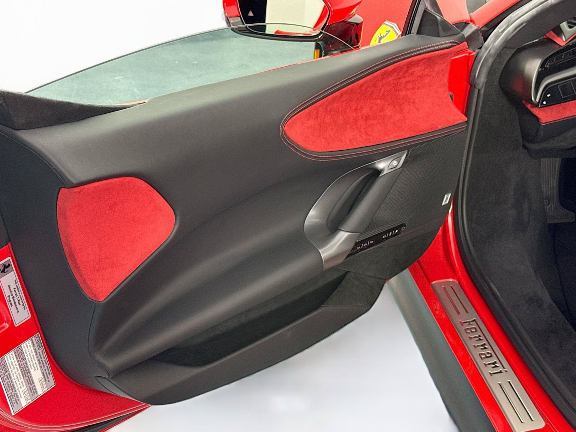 Used 2025 Ferrari SF90 Spider AWD/4WD image 19