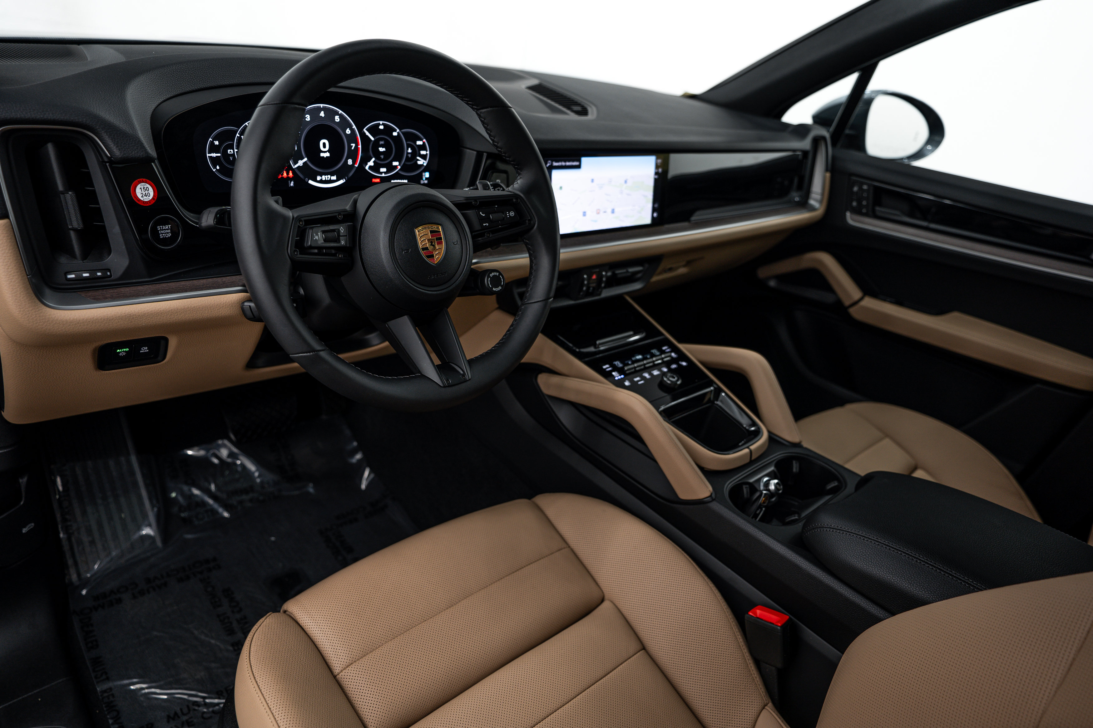 Certified 2026 Porsche Cayenne AWD/4WD image 4