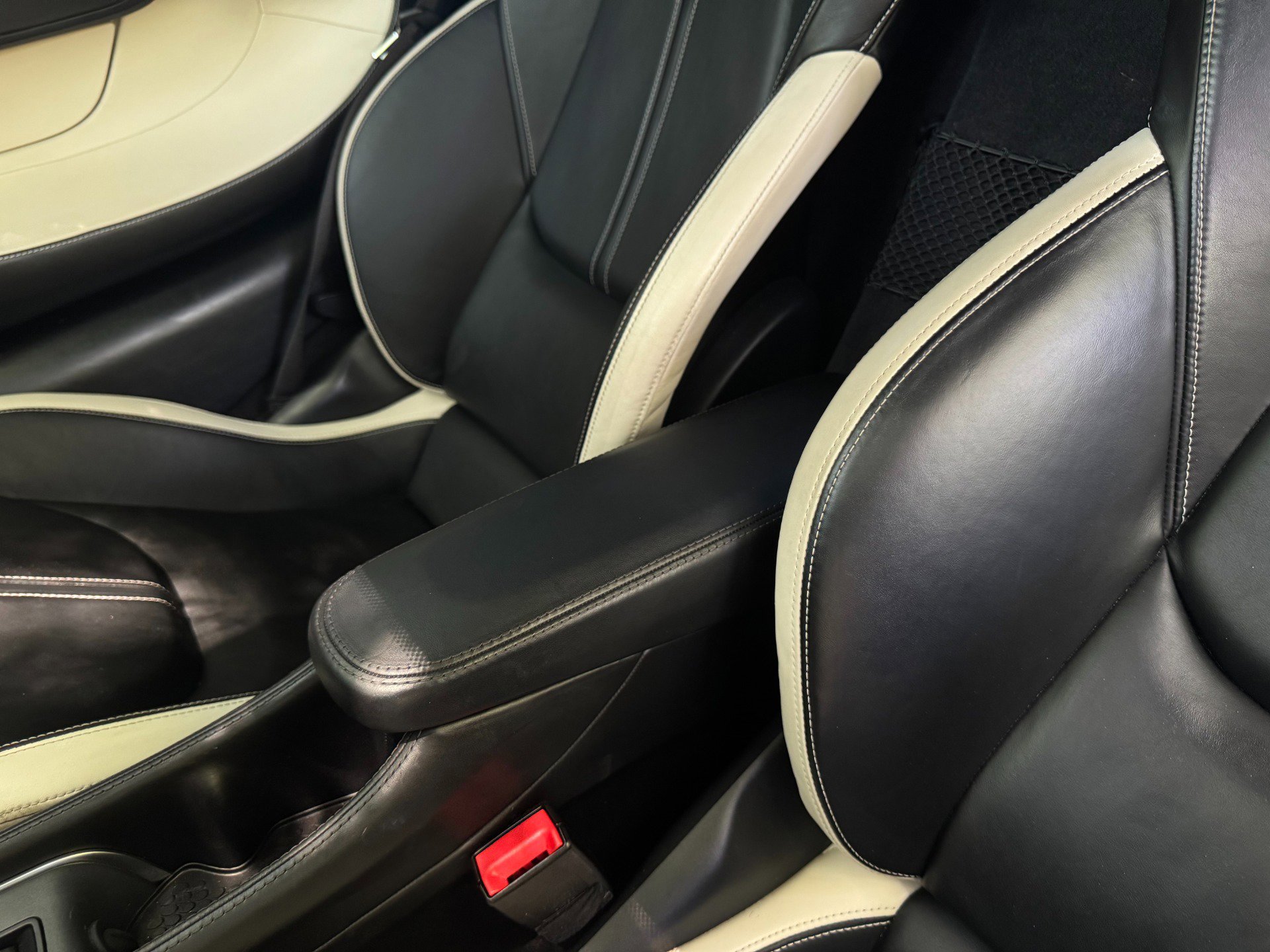 Used 2017 McLaren 570S Coupe image 21