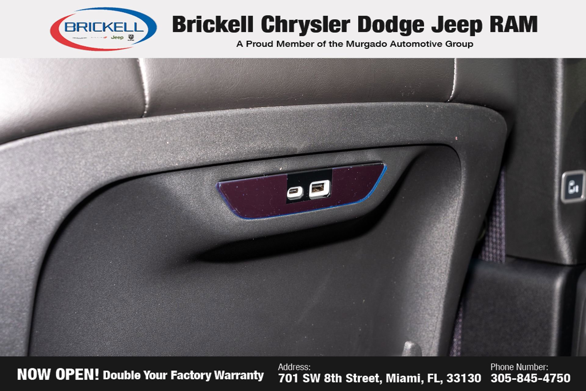 New 2026 Chrysler Pacifica Select image 21