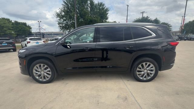 Certified 2025 Buick Enclave Preferred image 5